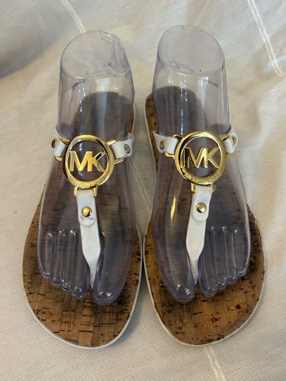 Michael Kors MK Gold Charm Jelly Sandals Logo Cork Thong Flip Flops White SZ 7
